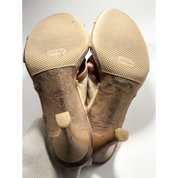 Chanel Camelia Heel Sandals Tan Fabric Leather w/ Blue Bead Accents Y2K Sz 37 7 - Picture 9 of 11